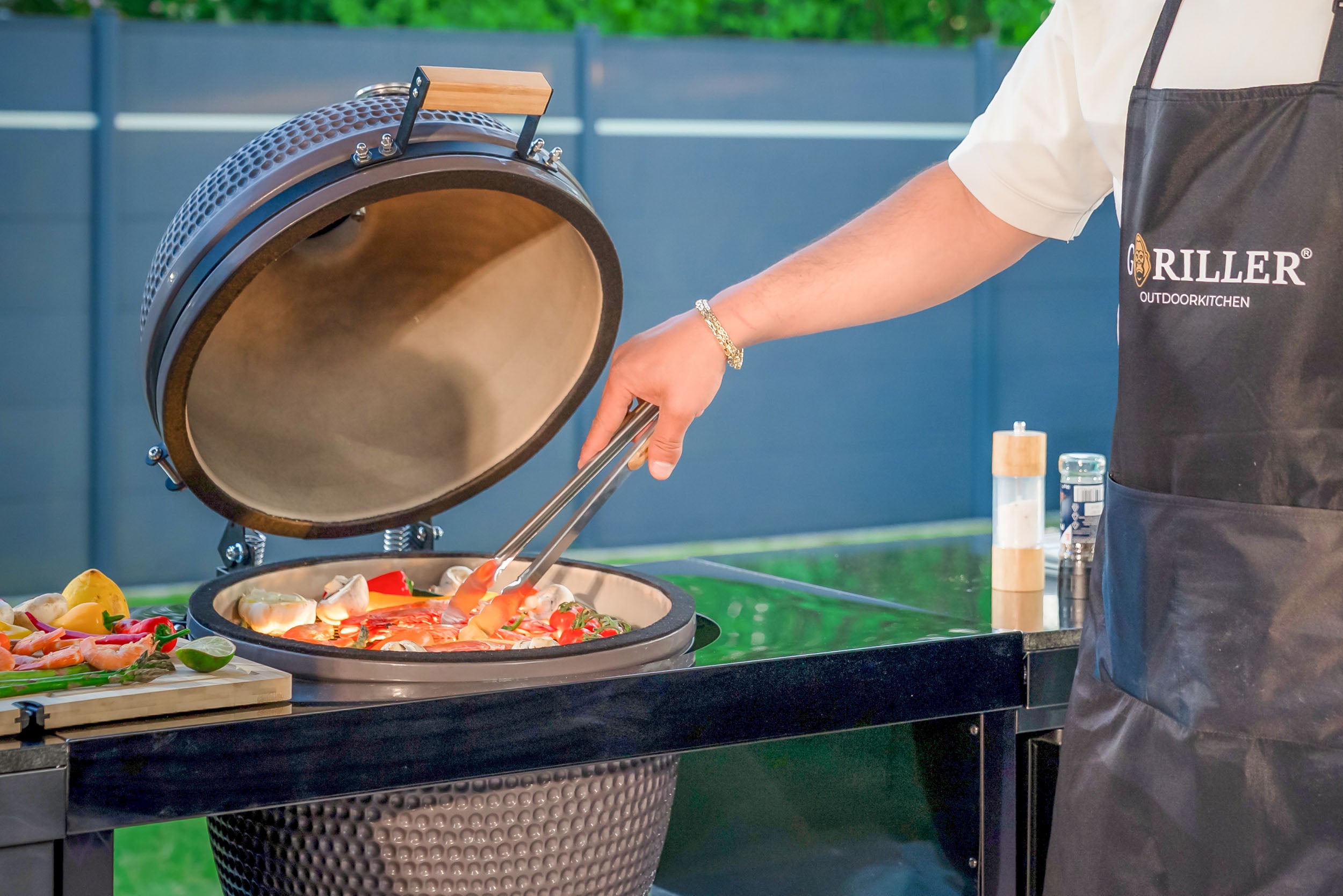 SB-M1 OUTDOORKUCHE | 4 + 2 Grill à gaz | Duo cool | Faire le ménage