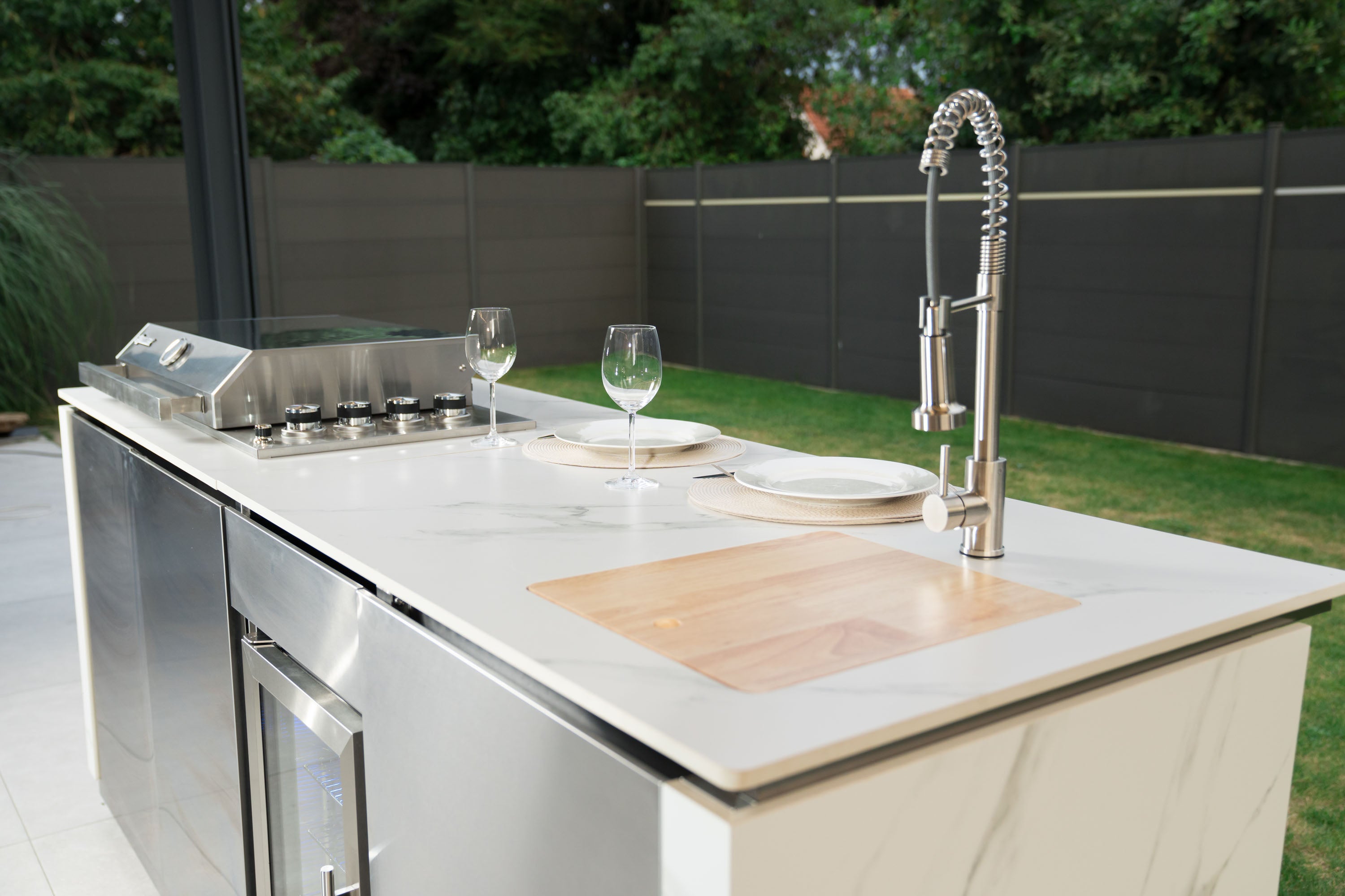 ALPHA Outdoorküche | Gasgrill | Cool-Clean