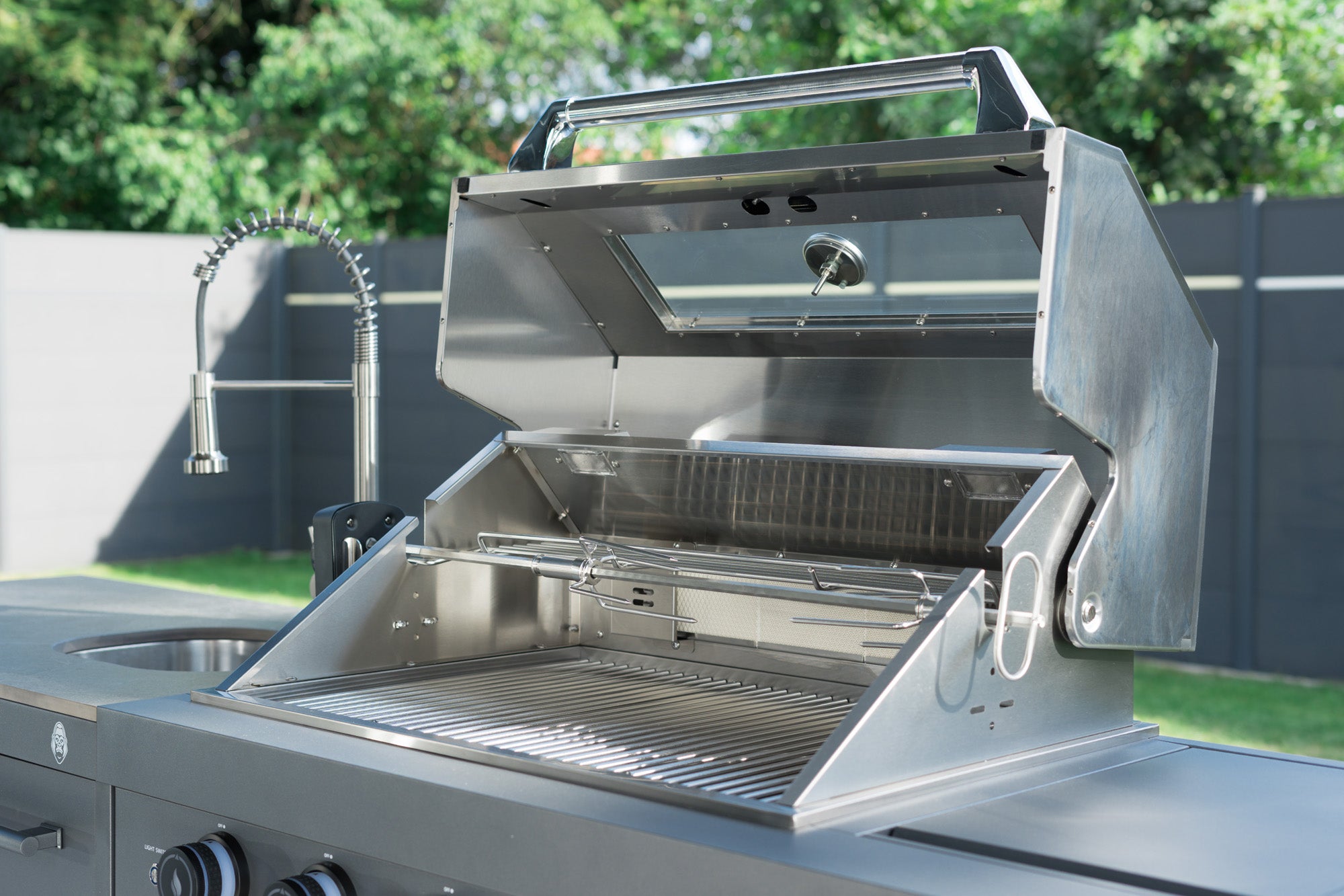 EMPIRE M1 Outdoorküche | 8-Brenner Gasgrill | Cool-Clean | Prep