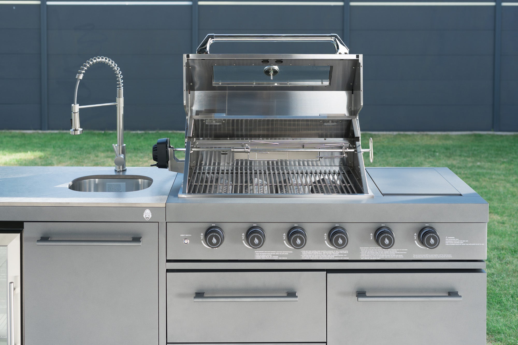 EMPIRE S3 Outdoorküche | 6-Brenner Gasgrill | Cool-Clean