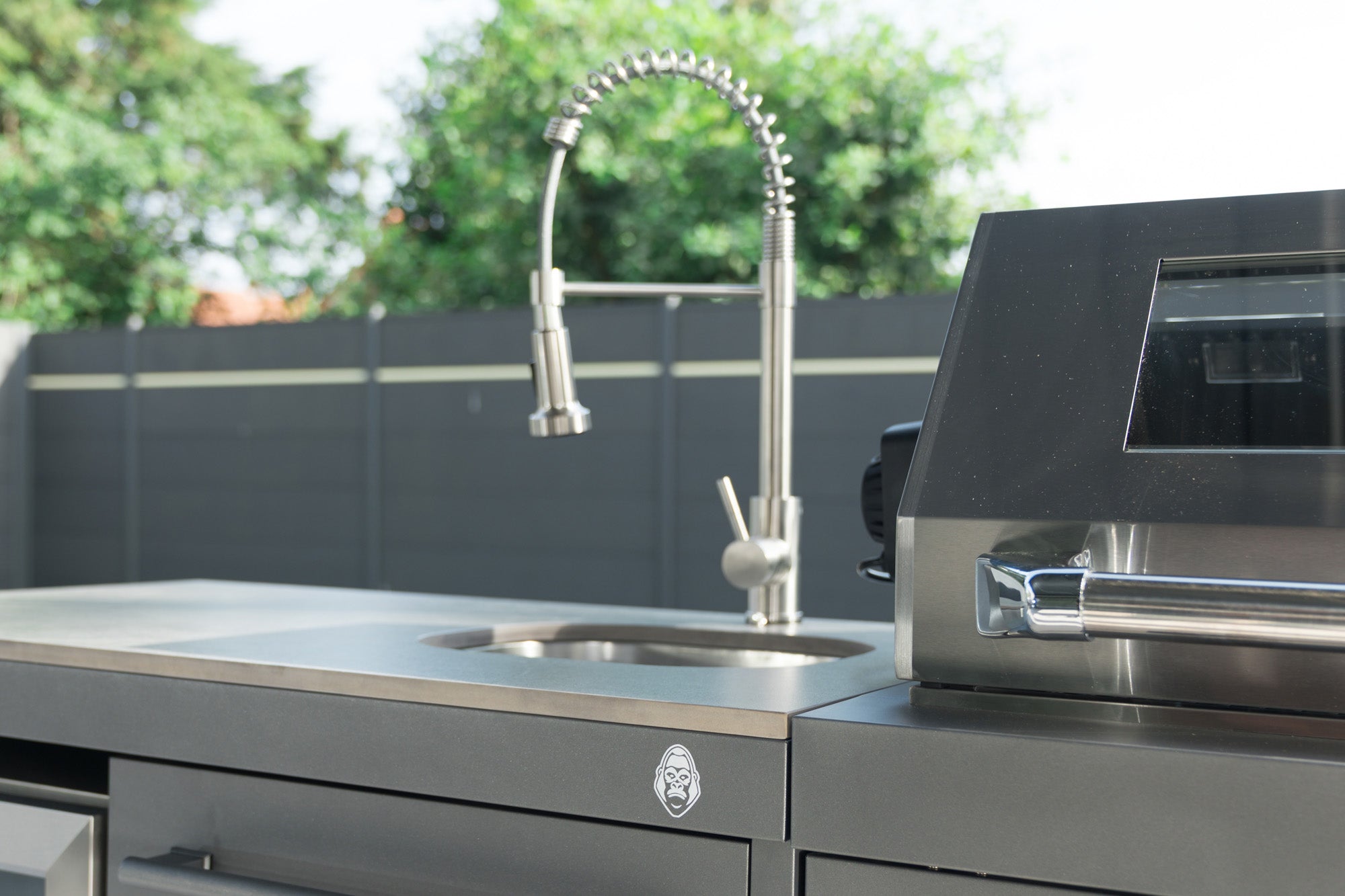 EMPIRE S3 Outdoorküche | 6-Brenner Gasgrill | Cool-Clean