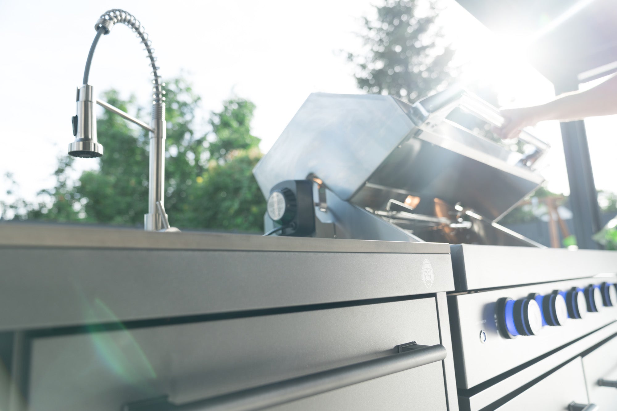 EMPIRE M1 Outdoorküche | 8-Brenner Gasgrill | Cool-Clean | Prep