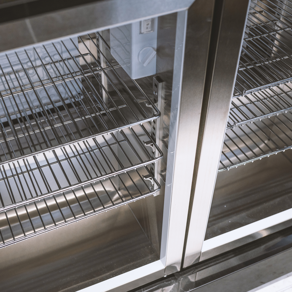BB-M6 Outdoor-Küche | 4+2 Gasgrill | Cool-Duo | Clean